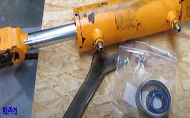 Bơm thủy lực bị hỏng